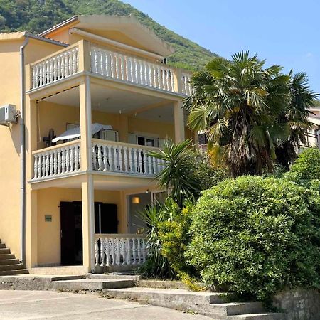 Apartments Asya Kotor Exterior photo